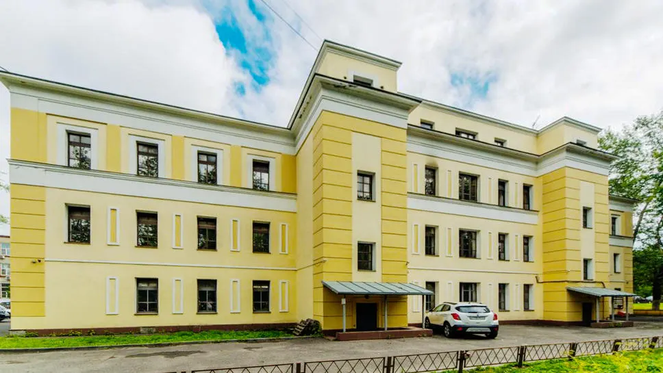 Фасад особняка в стиле сталинский ампир