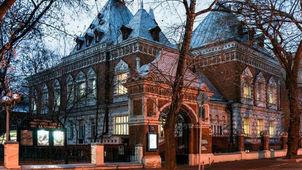 Особняк Леман. Готический замок рядом с Патриаршими