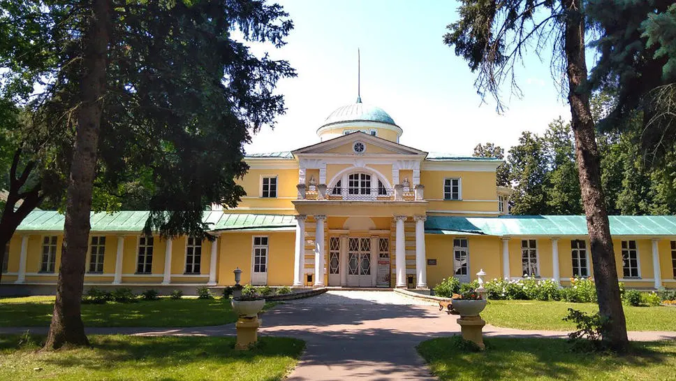 Усадьба Строгановых в Братцево: образец классицизма